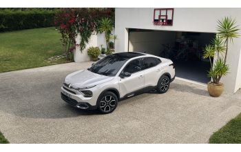 CITROËN UK OPENS ORDER BOOKS FOR NEW Ë-C4 X ELECTRIC