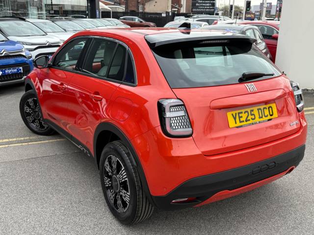 2025 Fiat 600 1.2 Hybrid 48V La Prima 5dr eDCT-6