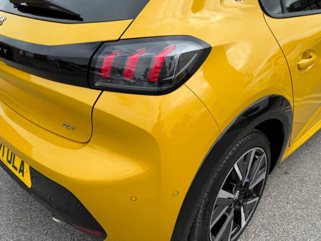 2022 Peugeot 208 1.2 PureTech 100 GT 5dr