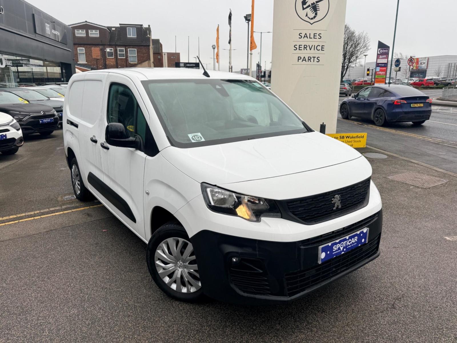 2022 Peugeot Partner