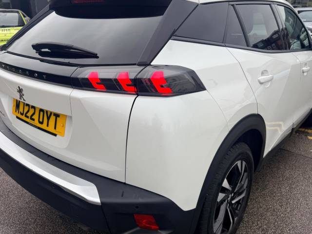 2022 Peugeot 2008 1.2 PureTech Allure Premium 5dr