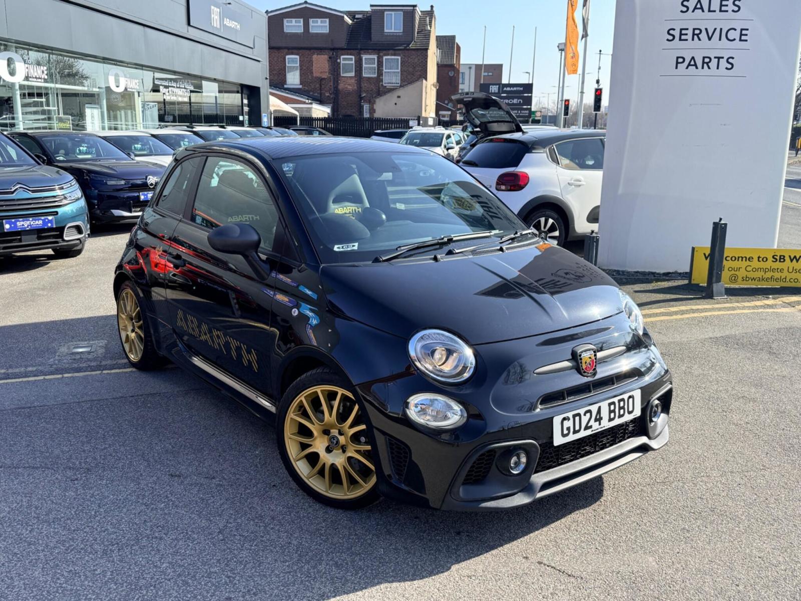 2024 Abarth 695