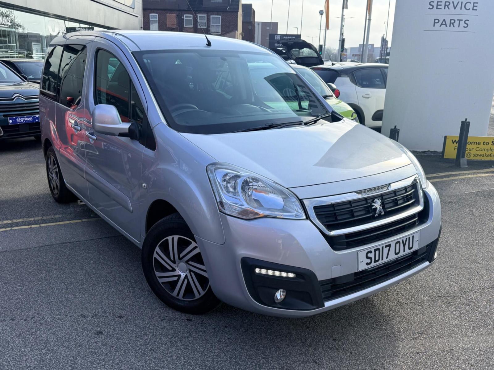 2017 Peugeot Partner Tepee