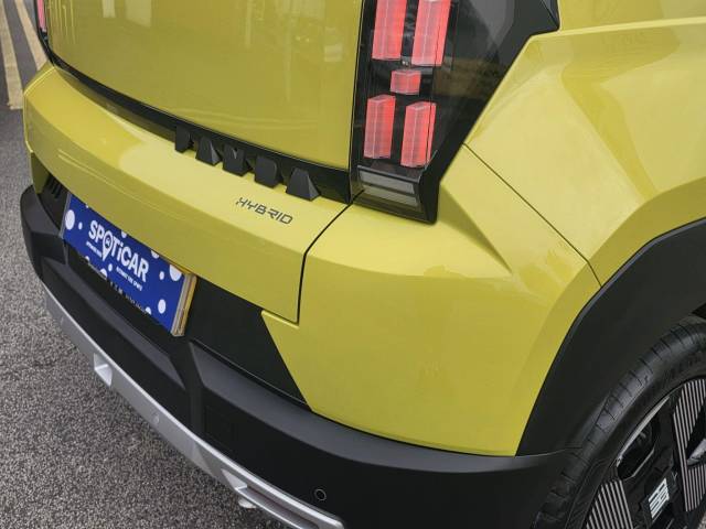 2026 Fiat Grande Panda 1.2 MHEV La Prima Hatchback 5dr Petrol Hybrid e-DCT Euro 6 (s/s) (110 ps)