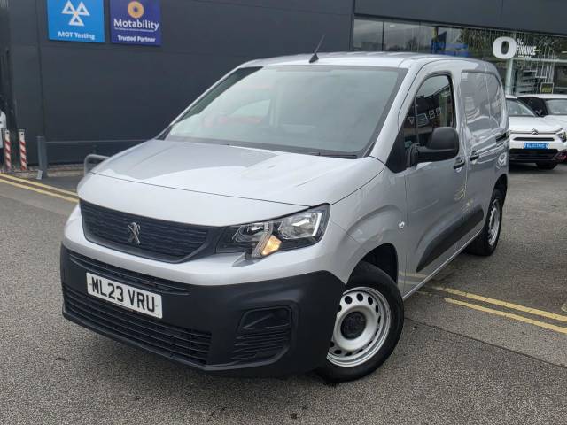 2023 Peugeot Partner 1000 1.5 BlueHDi 100 Professional Premium + Van