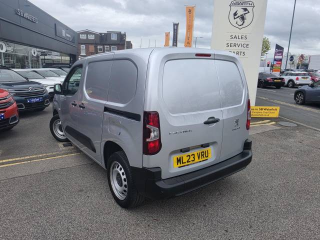 2023 Peugeot Partner 1000 1.5 BlueHDi 100 Professional Premium + Van