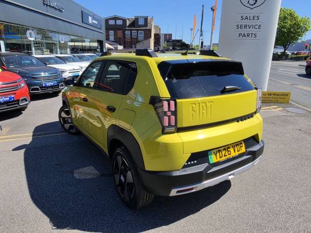 2026 Fiat Grande Panda 44kWh La Prima Hatchback 5dr Electric Auto (7kW Charger) (113 ps)