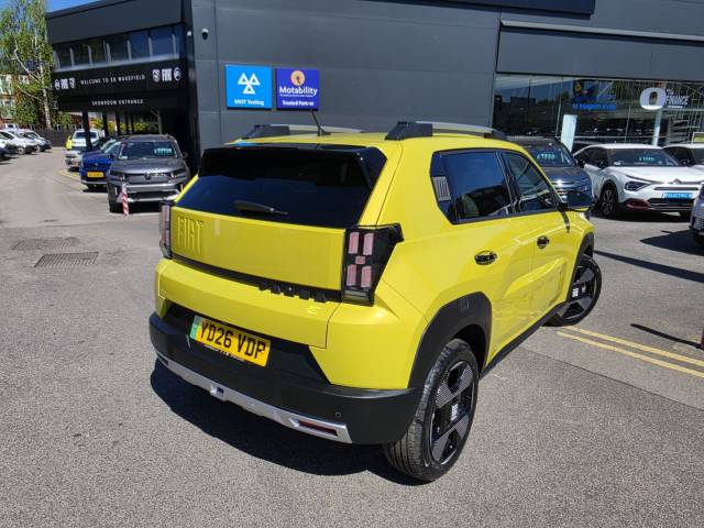 2026 Fiat Grande Panda 44kWh La Prima Hatchback 5dr Electric Auto (7kW Charger) (113 ps)