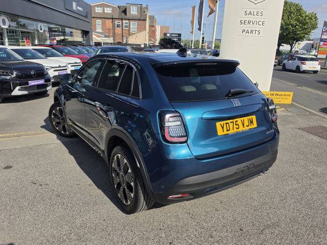 2025 Fiat 600 1.2 Hybrid 48V 136 La Prima 5dr eDCT-6