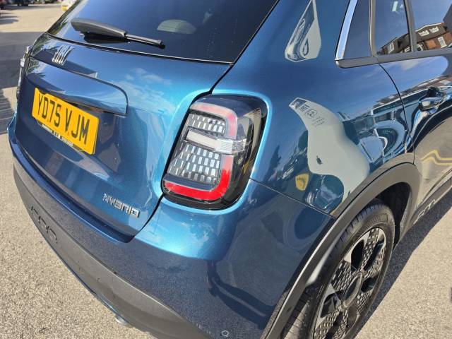2025 Fiat 600 1.2 Hybrid 48V 136 La Prima 5dr eDCT-6