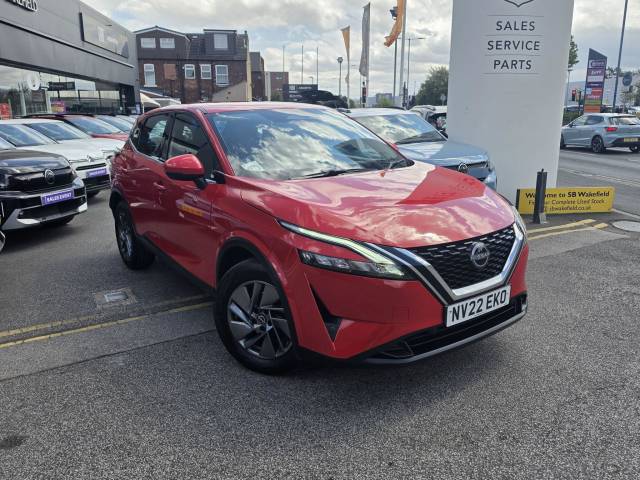 Nissan Qashqai 1.3 DiG-T MH 158 Acenta Premium 5dr Xtronic Hatchback Petrol RED