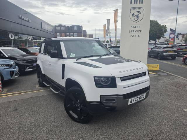 Land Rover Defender 110 3.0 D250 X-Dynamic S 110 5dr Auto Estate Diesel WHITE