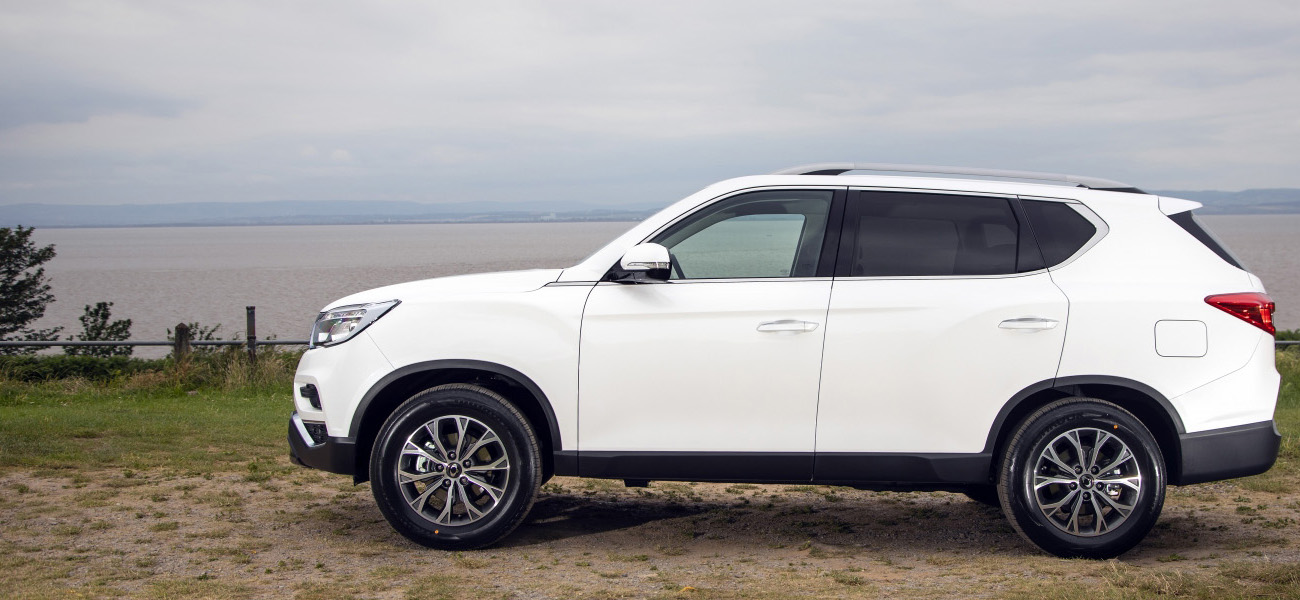 6 Speed Manual or Automatic Gearbox
