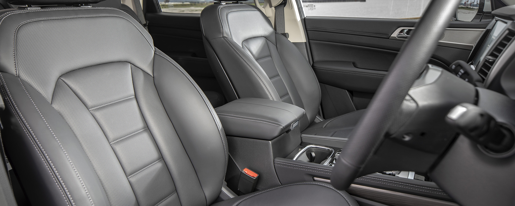 6 Speed Manual or Automatic Gearbox